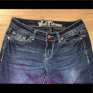Wallflower sz7 Bootcut Jeans
